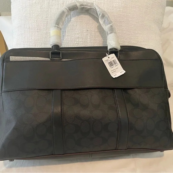 NWT Authentic COACH Trekker Weekender Carryall Travel Bag 🧳. - Picture 6 of 8